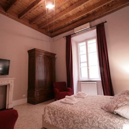Trastevere 3 Bedrooms ローマ エクステリア 写真
